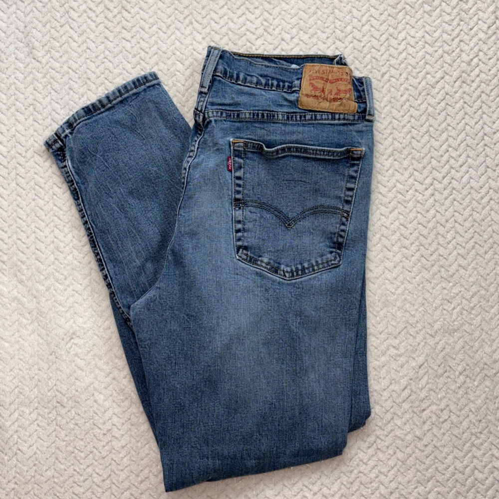Levi's Relaxed Fit Men's Denim Jeans